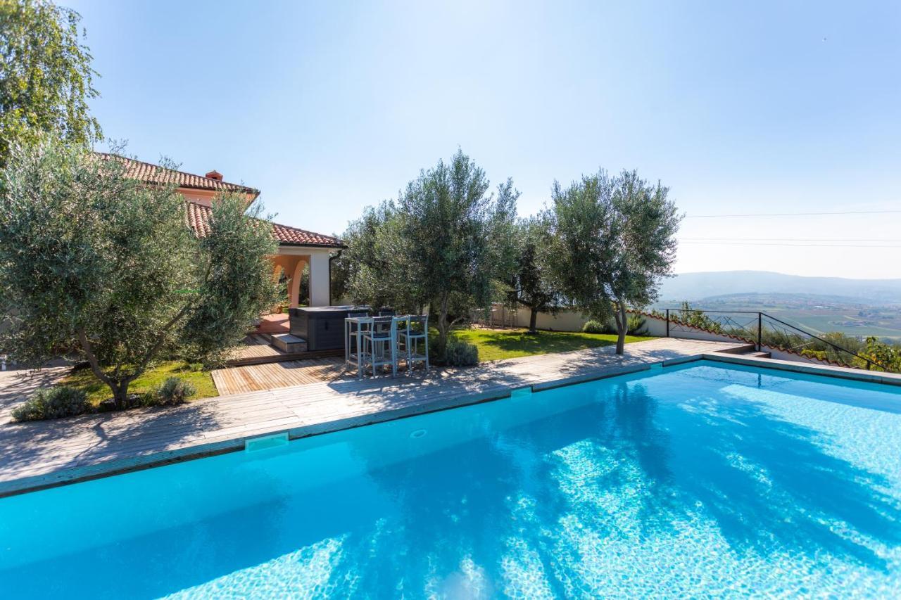 Villa Emi Zgornje Skofije Εξωτερικό φωτογραφία